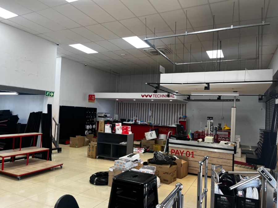 To Let Commercial Property for Rent in Melodie North West
